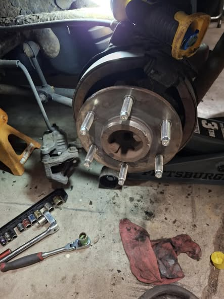 Brake hub and rotor service